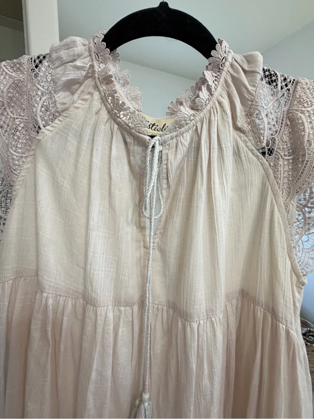 Women’s Lace-Sleeve Boho Dress in Blush